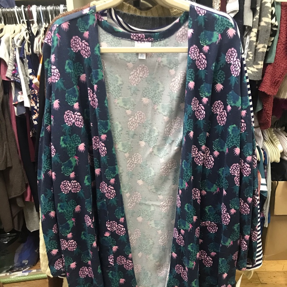 Brand new with tags Lularoe XL Caroline